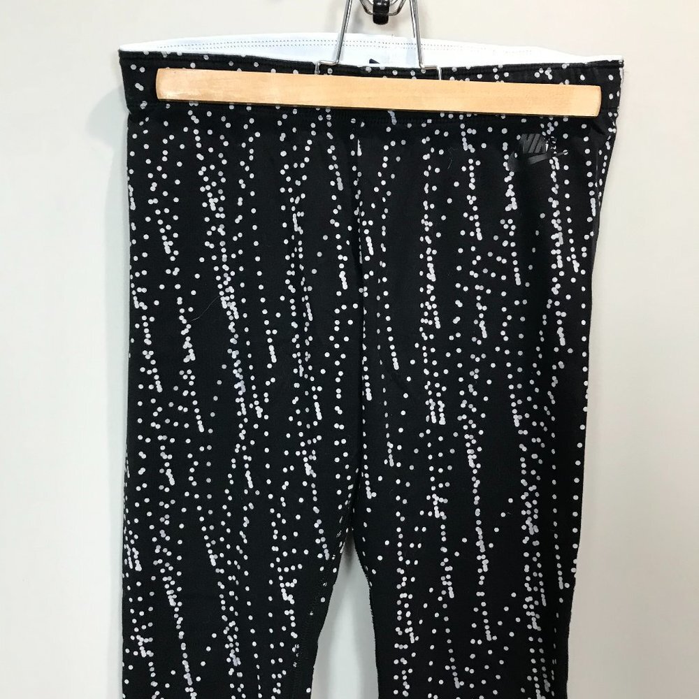 NIKE Sz M Leggings